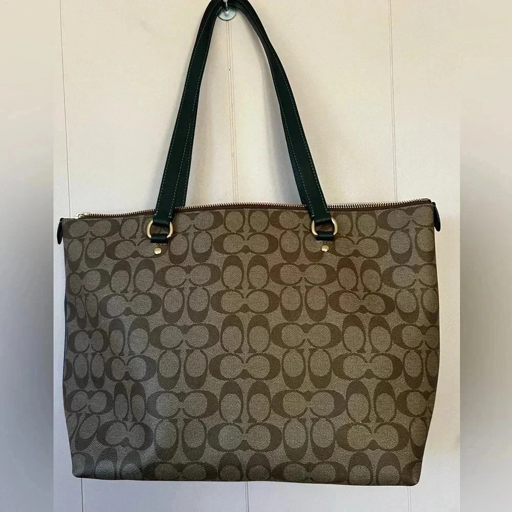COACH Gallery Tote In Signature Canvas Top Zip Tan Brown Dark Green 79609 EUC - Picture 7 of 10